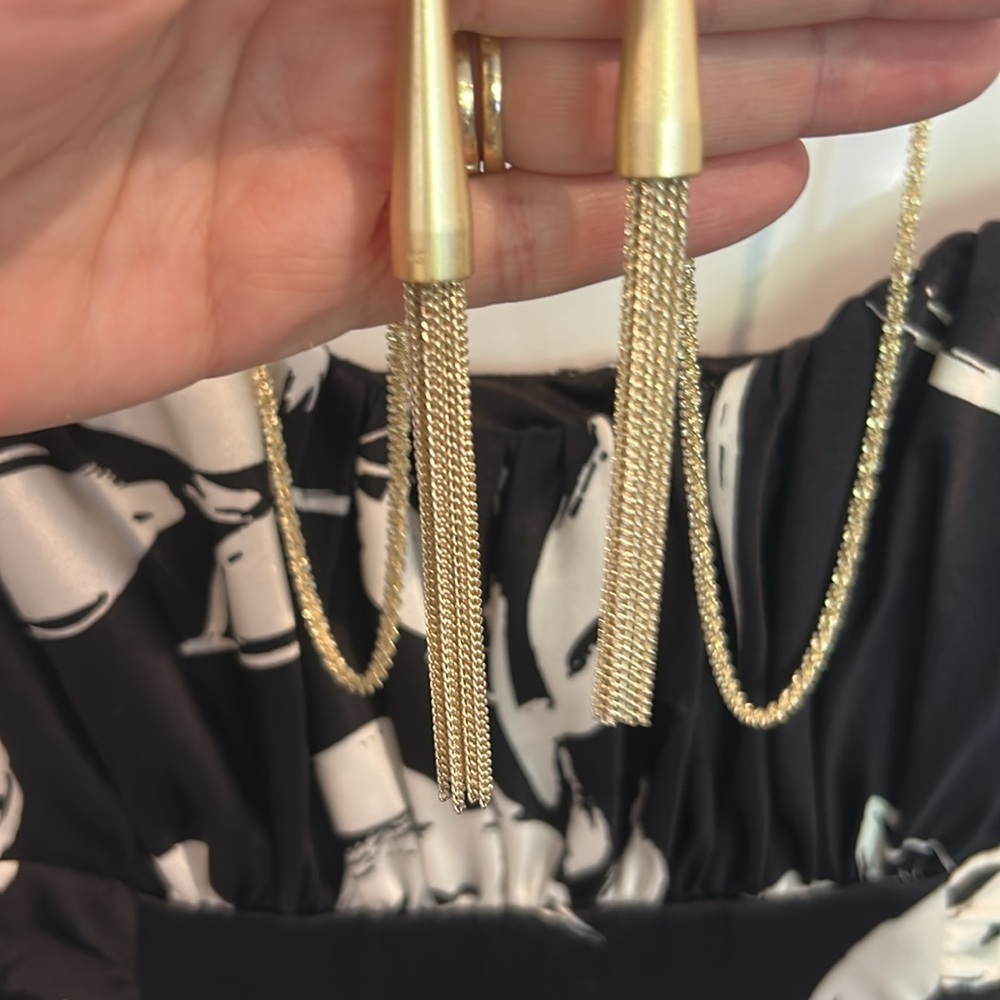 Kenda Scott Tassel necklace with gold fringe style